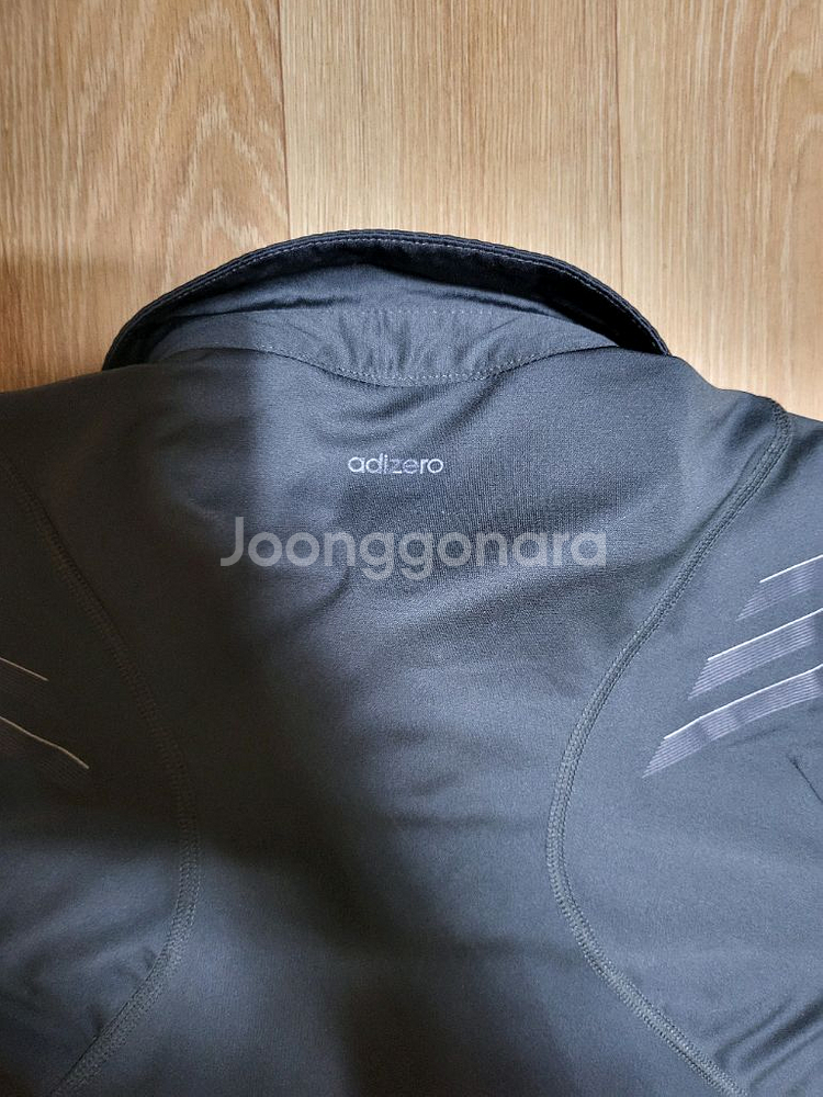 남녀공용 아디다스 기능성 반팔티 카라티셔츠 팝니다--5