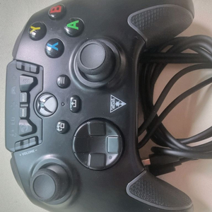 터틀비치 리콘 XBOX 컨트롤러