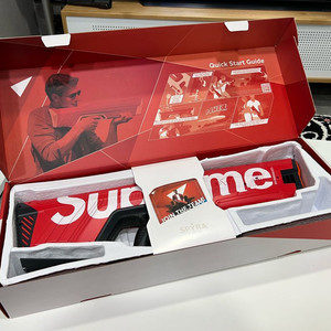 슈프림 스피라 투 콜라보 물총