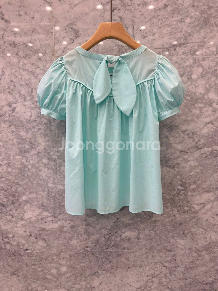 js뉴욕 민트 뒷리본 셔링 퍼프 블라우스 반팔 여름--2