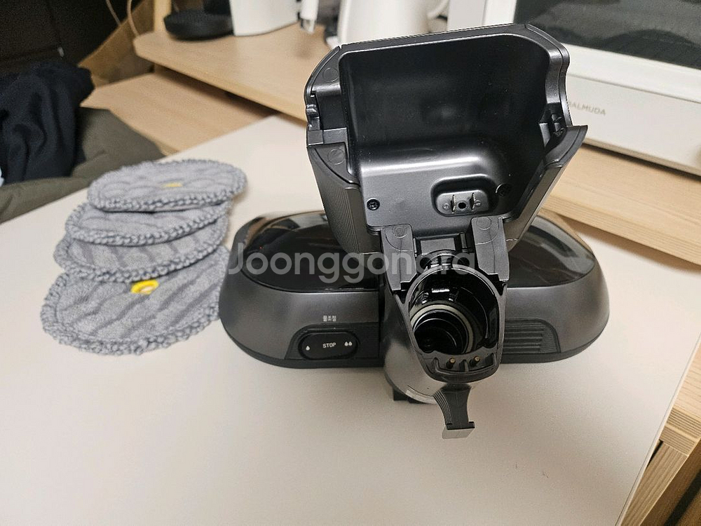 LG코드제로 오브제컬렉션A9s 스팀 물걸레키트 팝니다.--2