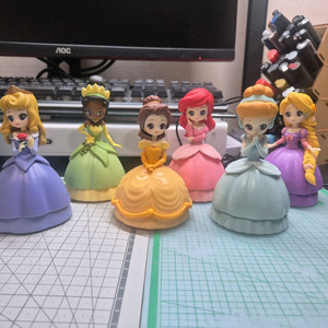 디즈니 가챠 카푸캬라 히로인돌 피규어 중고제품 판매합니다.