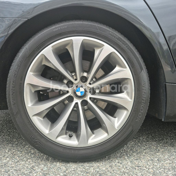 BMW 5시리즈 18인치 정품휠타이어--2