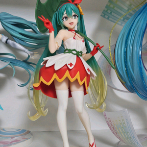 하츠네 미쿠 타이토 원더랜드 피규어