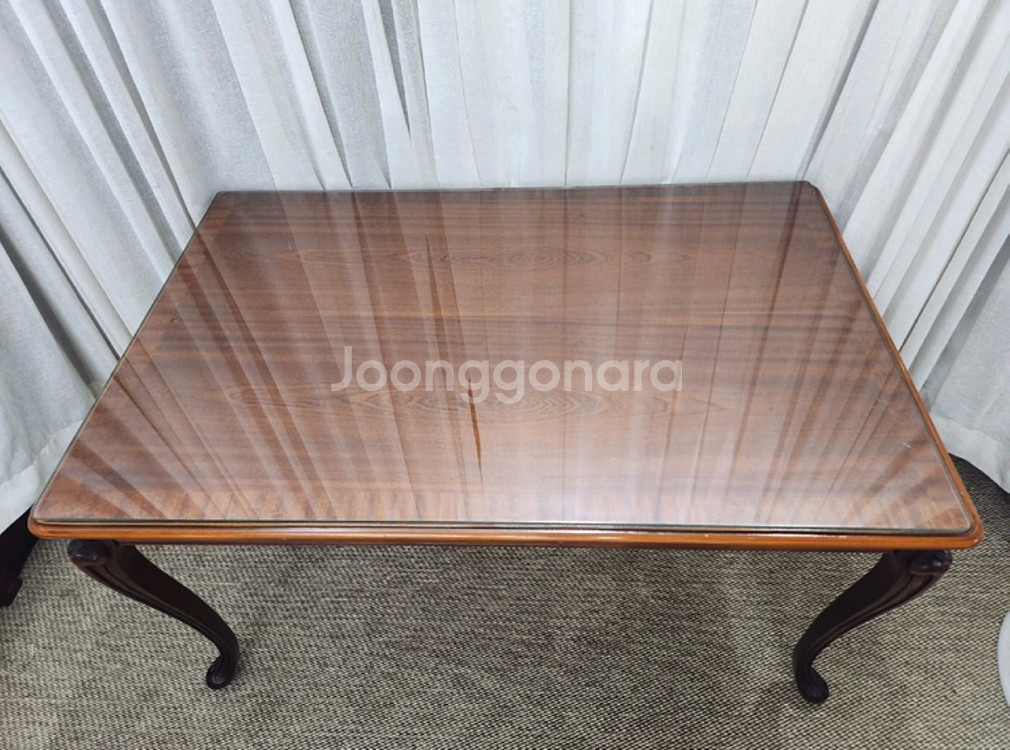 영국 클래식엔틱 Queen Anna 조지언가구 4 인식탁 테이블--1