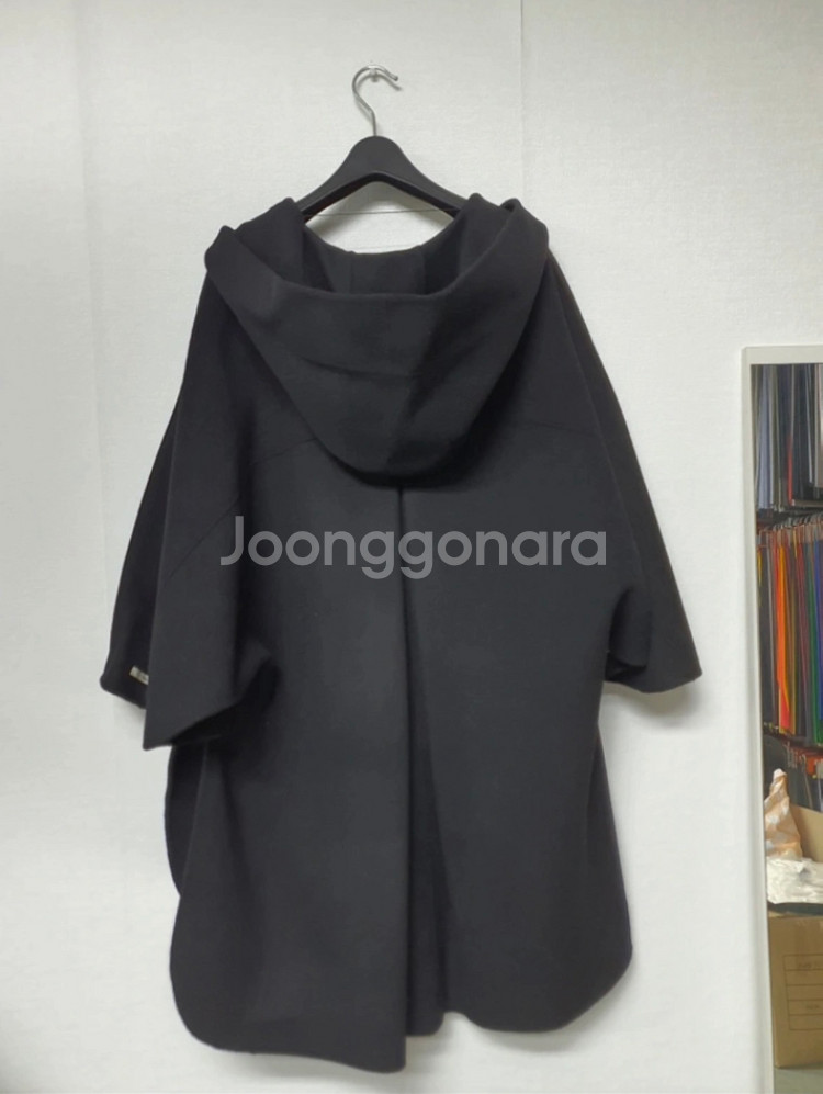 폴앤조 후드 케이프 코트--3