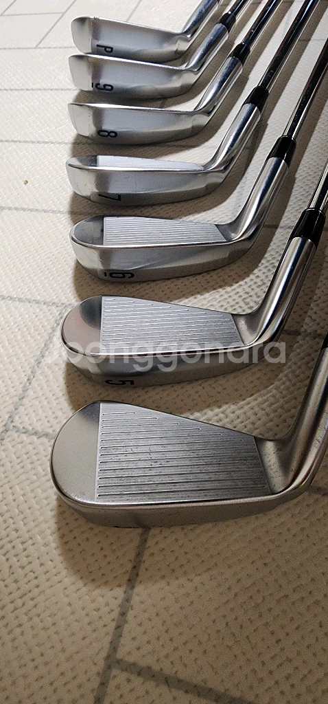 스릭슨 zx5 mk2 프로젝트x 6.0 아이언 팝니다--2