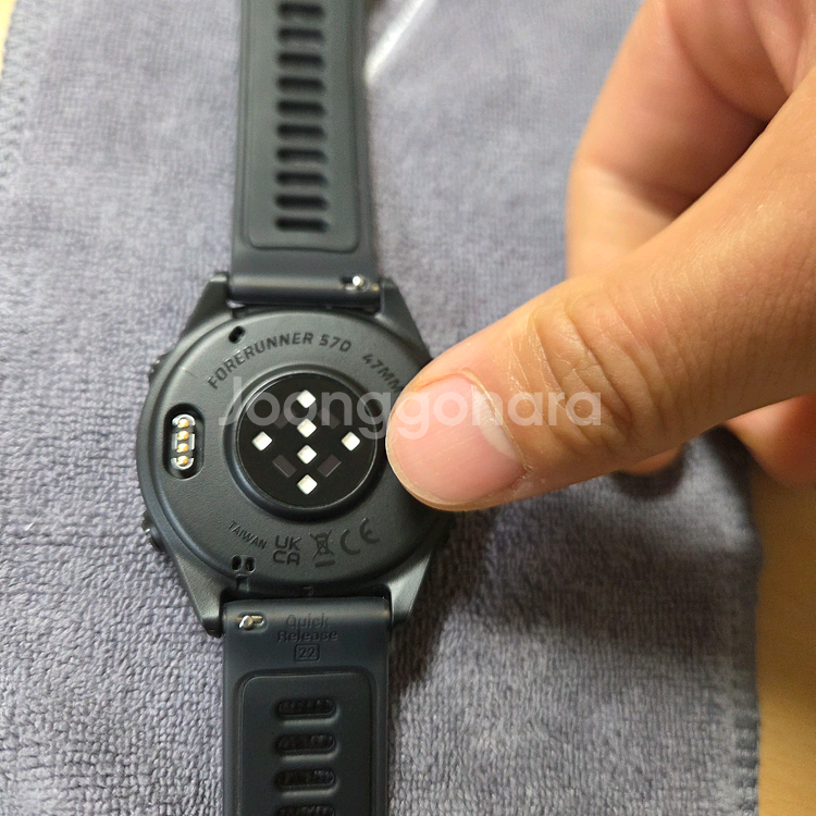 가민 포러너 570 47mm 팝니다--4