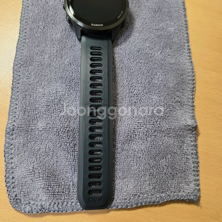 가민 포러너 570 47mm 팝니다--5