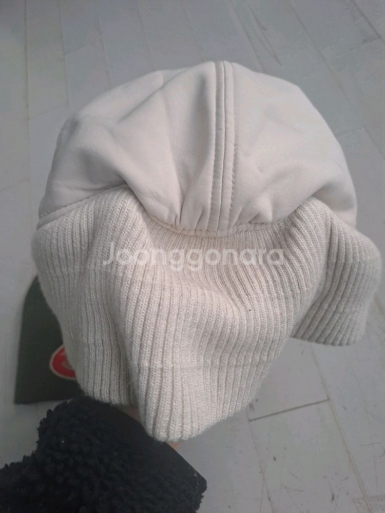 나이키 모자와 Von Dutch--3