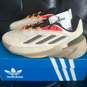 아디다스 운동화