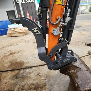 미니굴삭기 두산 017 이미지