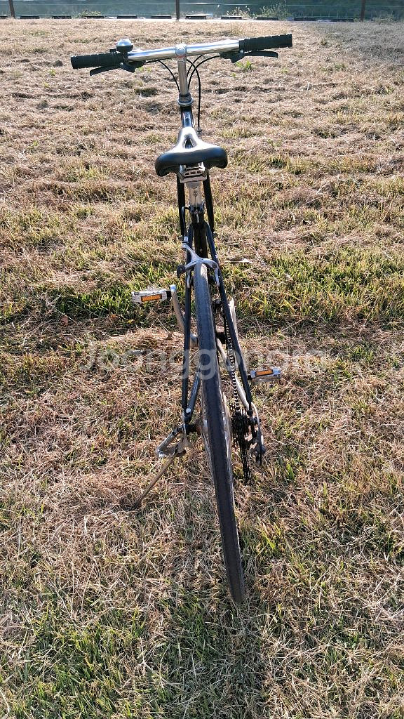 블랙 색상의 레스포 700C 펠릭스 자전거입니다. 레스포 원가 28만원. 라이딩을 즐기시는 분들께 추천드려요. 디자--5