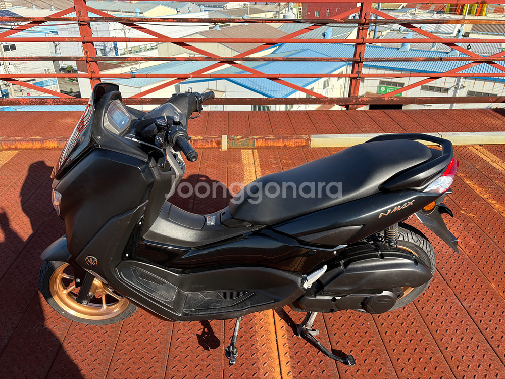야마하 24년식 nmax125 만키로대 판매 합니다.--4