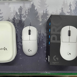 로지텍G PROxSUPERLIGHT 2c 화이트(지슈라2c)