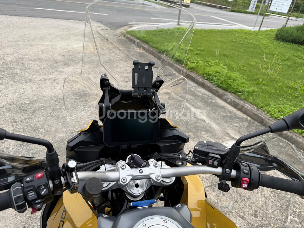 BMW F900XR 2021 갈바닉골드 마지막 가격인하--6