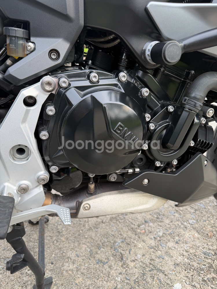 BMW F900XR 2021 갈바닉골드 마지막 가격인하--9