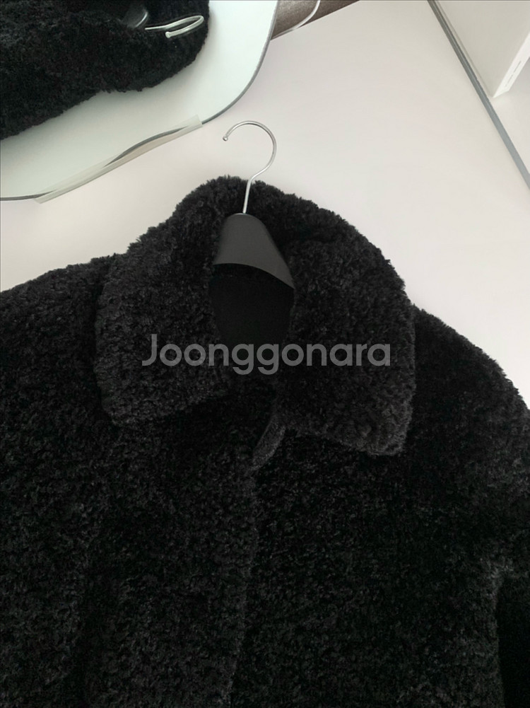 버다나 Verdana 블랙 털코트--3