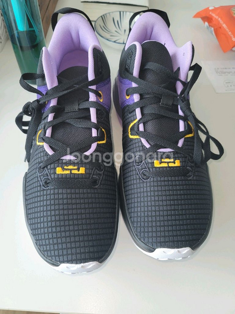 나이키 농구화 르브론 위트니스7(290~295mm)--1