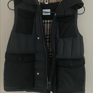 버버리 키즈 후드 패딩 조끼 9세, 128cm 거의새상품