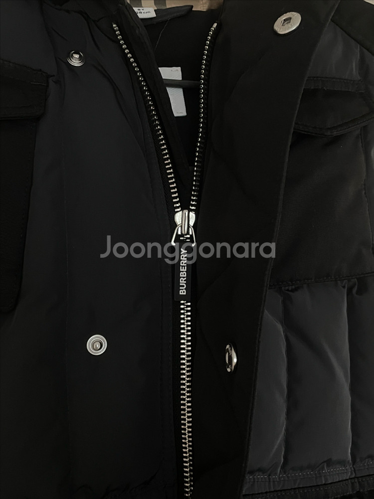 버버리 키즈 후드 패딩 조끼 9세, 128cm 거의새상품--4