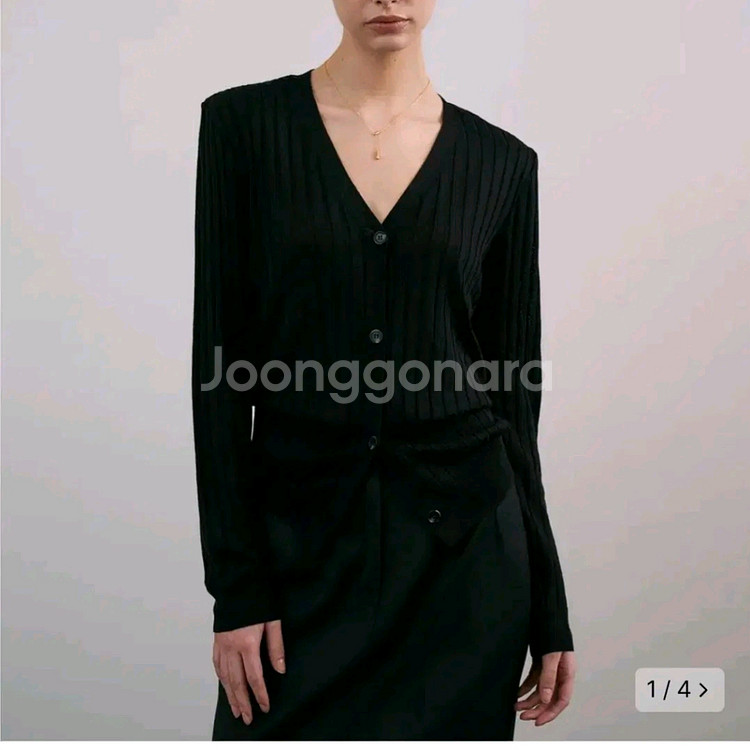 르네제이 소프트 브이넥 가디건 - 블랙--10