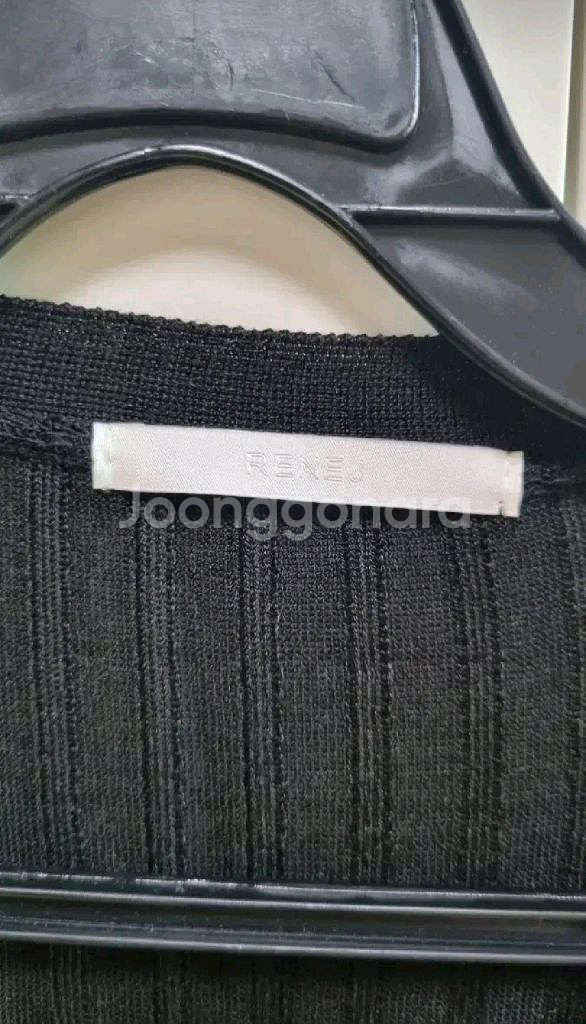 르네제이 소프트 브이넥 가디건 - 블랙--8