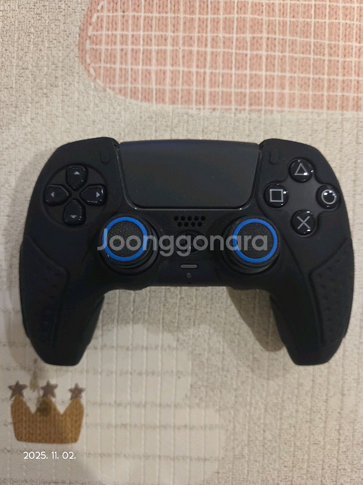 PS5 듀얼센스 무선 컨트롤러(블랙)-커버포함--1