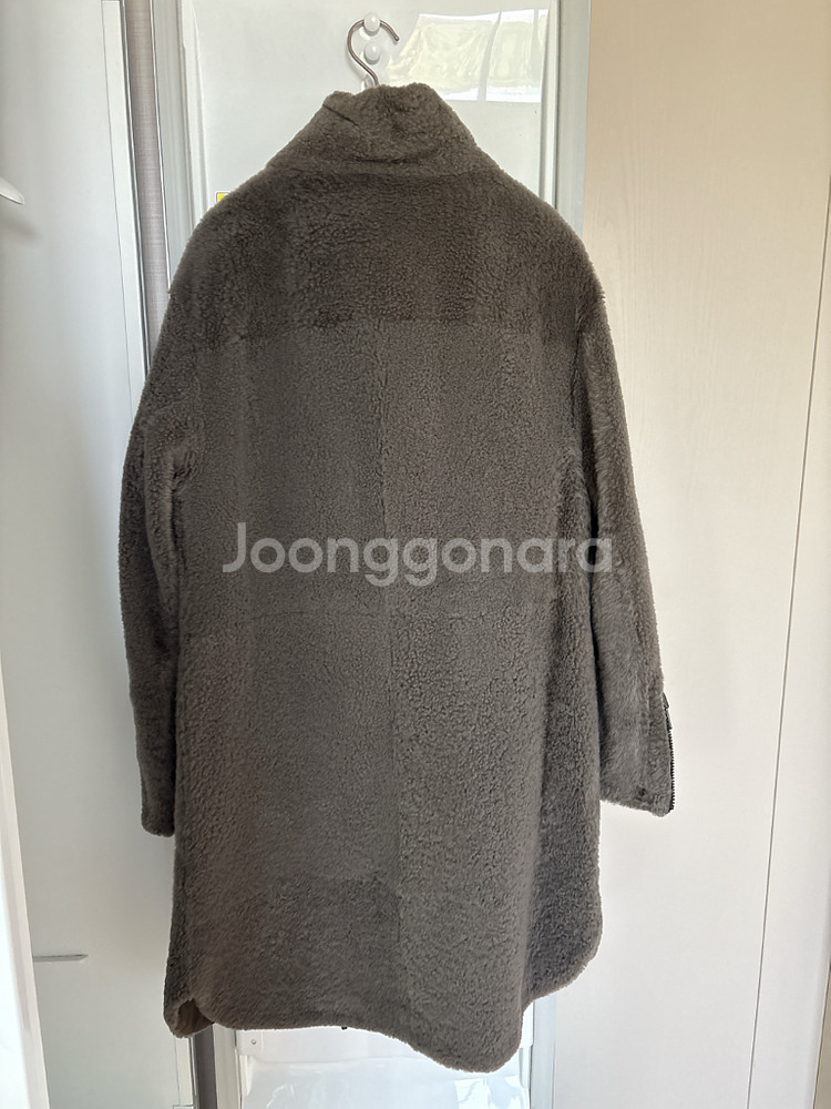 [정품] 브루넬로 쿠치넬리 리버서블 시어링 무스탕 코트--2