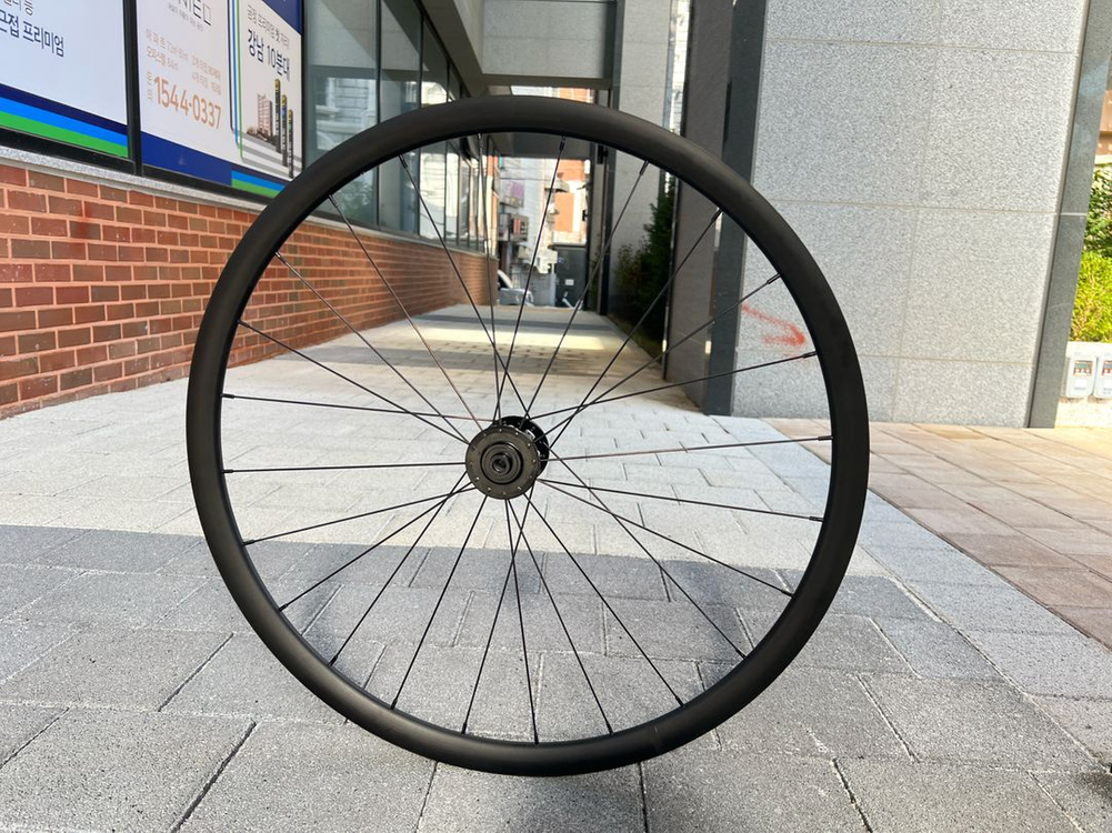 로드바이크 알로이휠셋 이미지