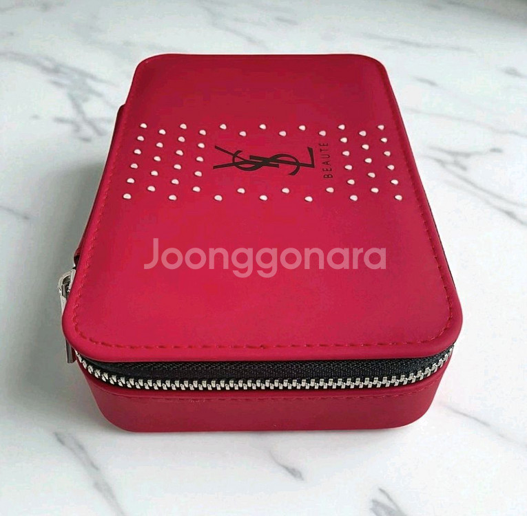 입생로랑 파우치 보석함 화장품 케이스 레드 스터드--1