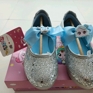 [새상품] 캐치!티니핑 LED 글리터 실버 리본 메리제인 구두 200