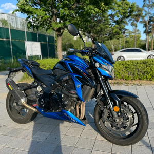 스즈키 gsx s750 18년 튜닝차량 팝니다