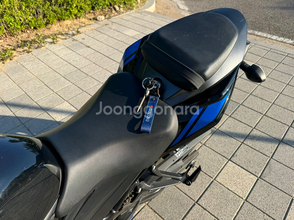 스즈키 gsx s750 18년 튜닝차량 팝니다--7