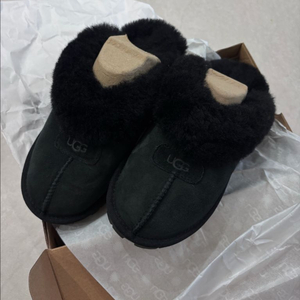 어그(UGG) 코케트 슬리퍼 블랙 UK4