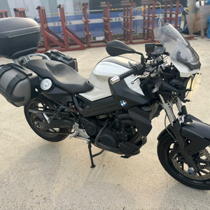 bmw f800r 11년형 삼박스튜닝 판매합니다
