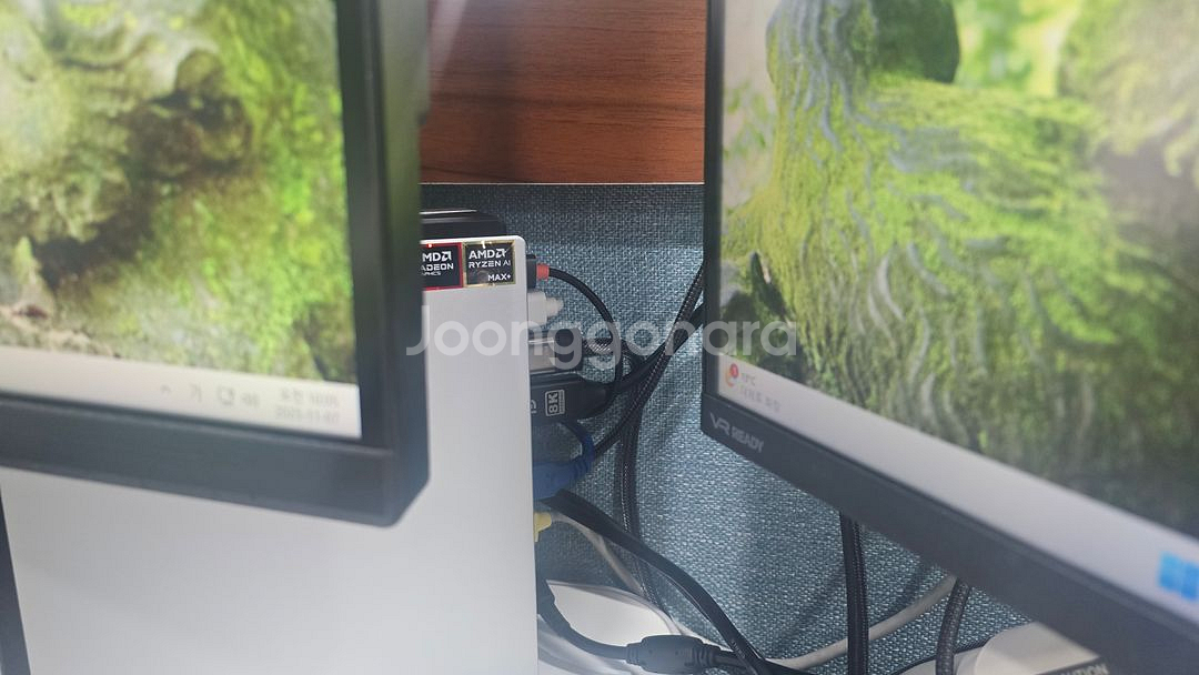 AMD Ryzen AI Max+ 395 미니PC--1