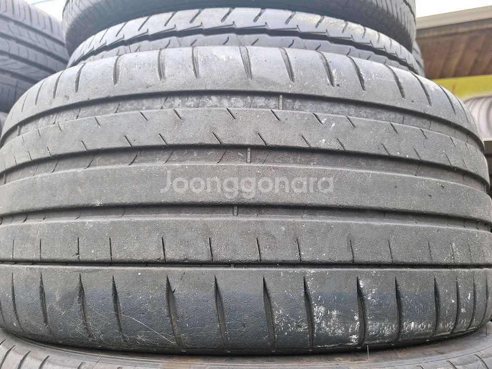 245 35 19 미쉐린 PS4S 4본판매--3