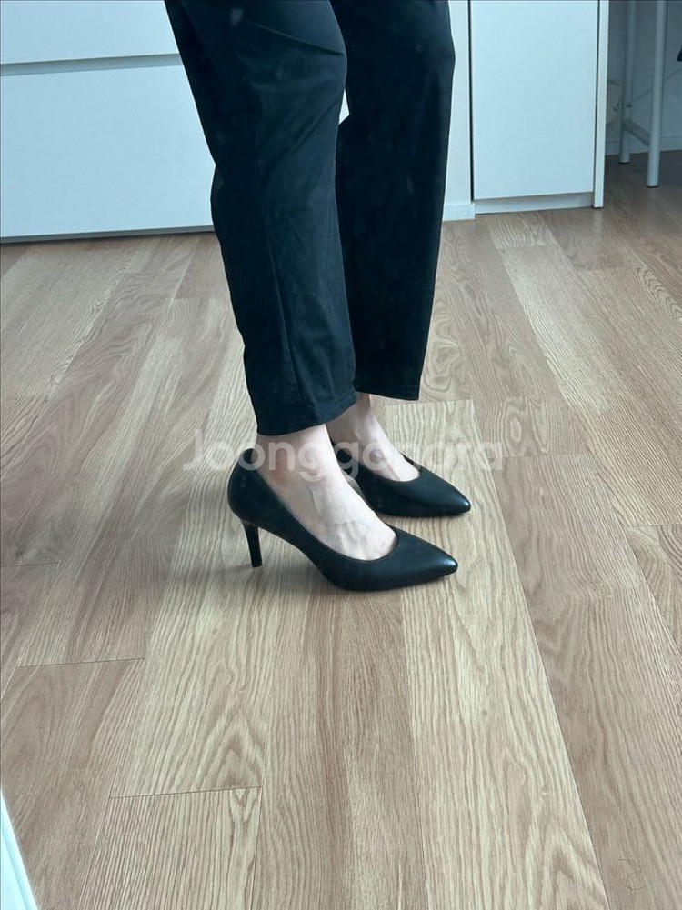 새상품 락포트 가죽 기본구두 240--3