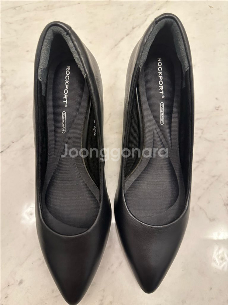 새상품 락포트 가죽 기본구두 240--0