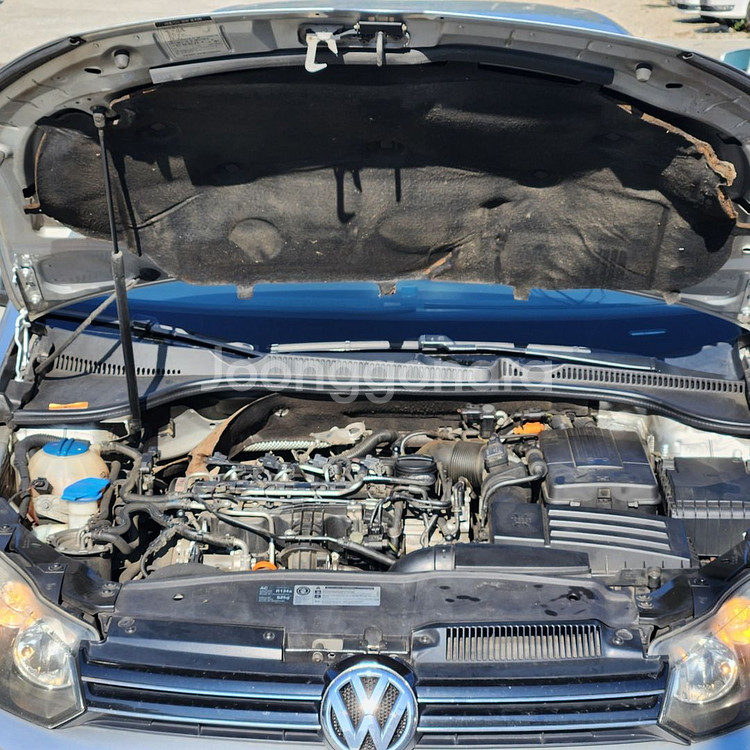 폭스바겐 골프 MK6 1.6tdi CAY 046315 2011년 215,738km 분해 판매합니다--3