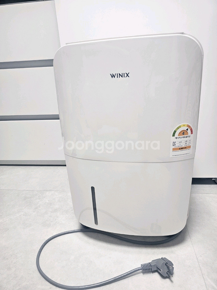 위닉스 제습기 12L 2025.6월제품 판매합니다.--0