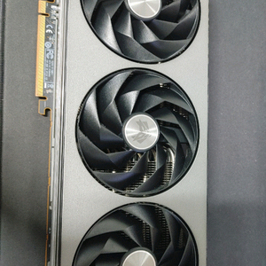 사파이어 라데온 7900XTX 니트로+