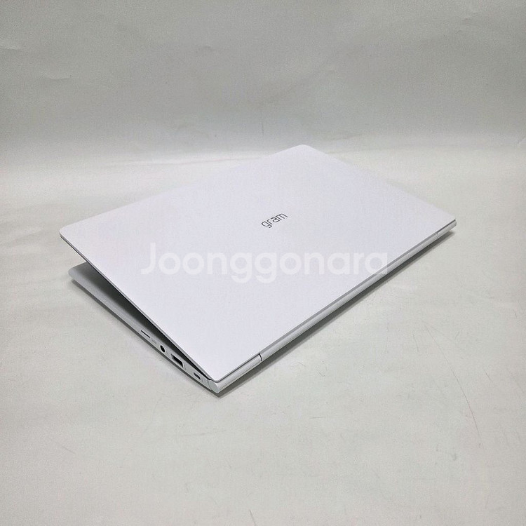 M엘지노트북 i5 그램 화이트 990g/윈11/gram--1