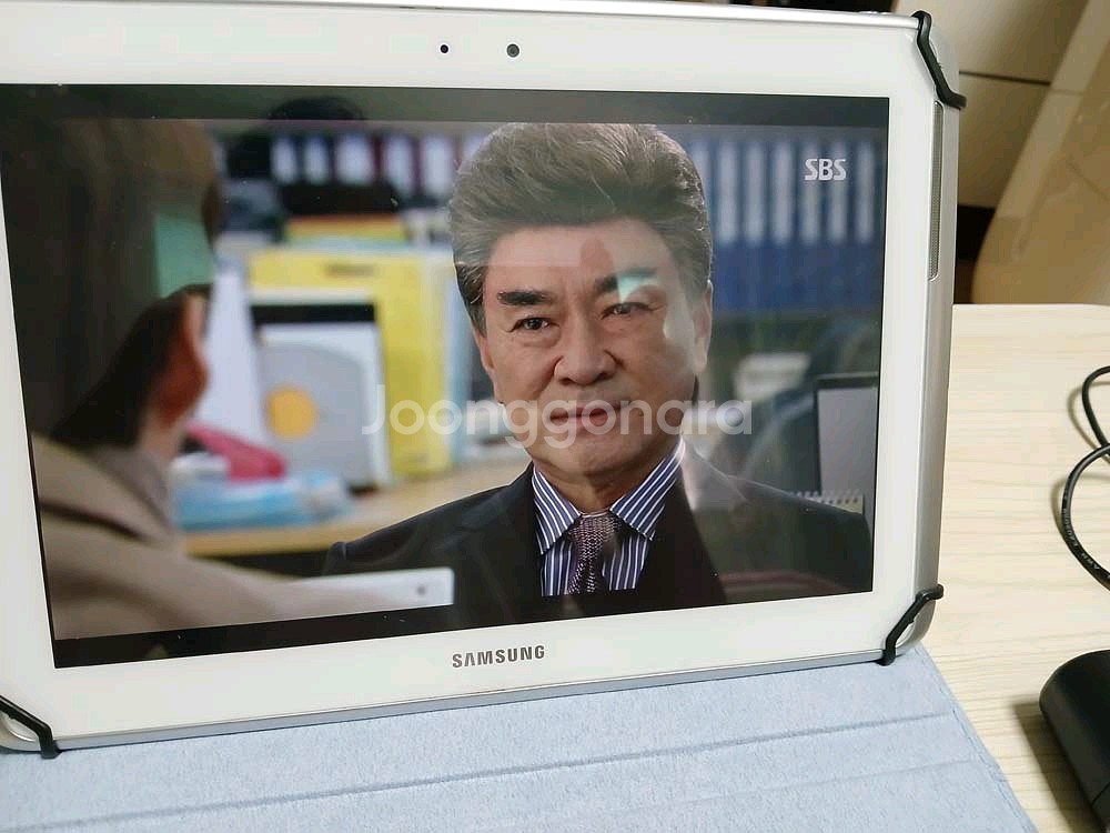 상태 아주 좋은 삼성갤럭시노트10.1 팝니다--7