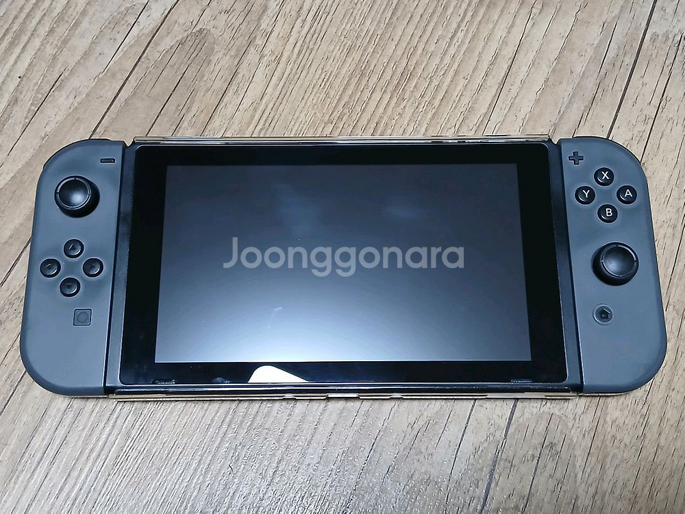 닌텐도 스위치 구형 (18년 이전 제조) 판매합니다--1