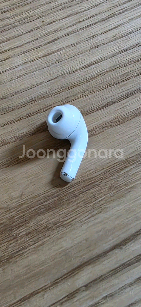 에어팟프로2세대 C타입 왼쪽--1