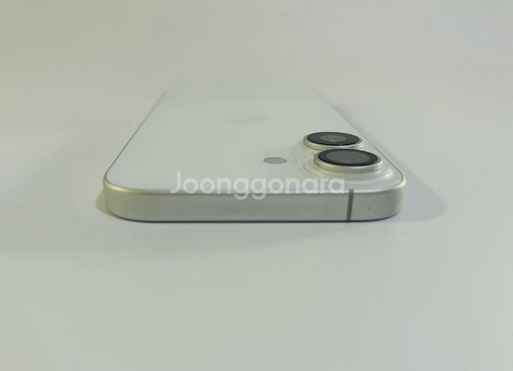 아이폰16 256gb 화이트s급 중고폰공기계--3