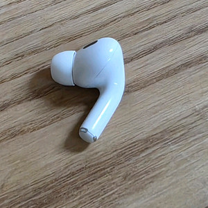 에어팟프로2세대 C타입 오른쪽