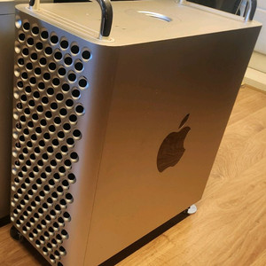 맥프로 타워 7세대 Mac Pro 3.2GHz Intel 16-Core96GB RAM , 2TB SSD